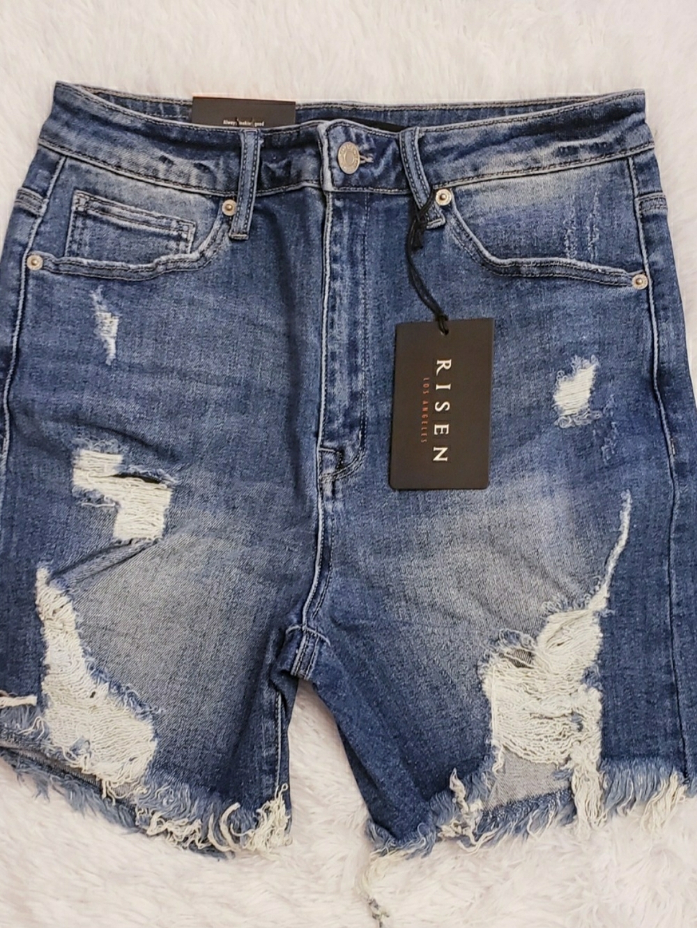 RISEN DISTRESSED MID THIGH DENIM SHORTS - Picture 5 of 8